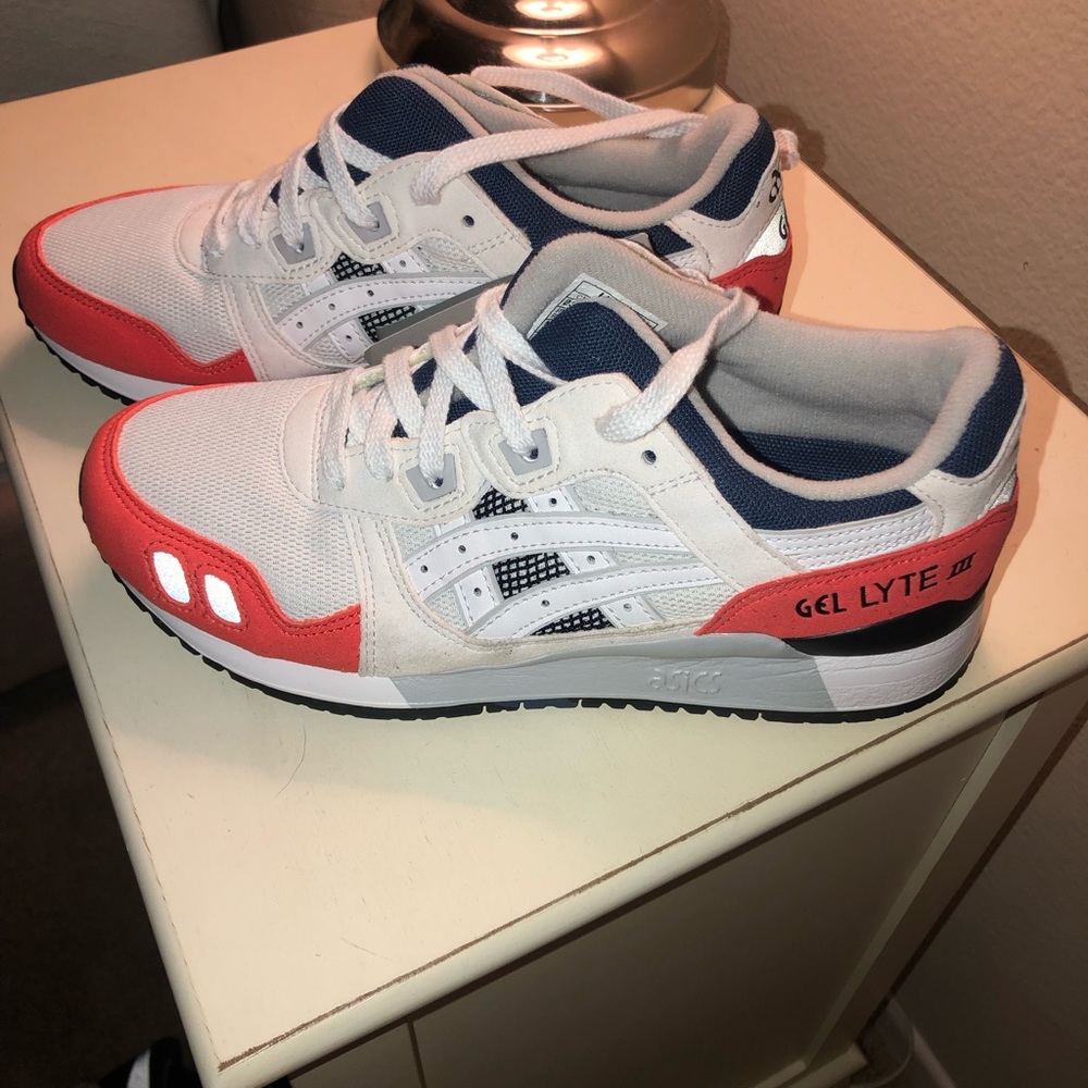 Brand New ASICS Gel Lyte